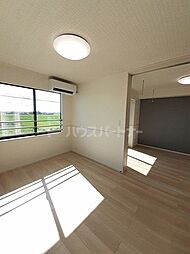 サンセット 2階2LDKのリビング/ダイニング