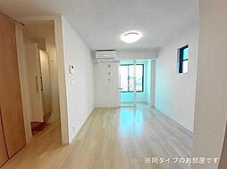 レザンベルジェ 101 1階1LDKのリビング/ダイニング