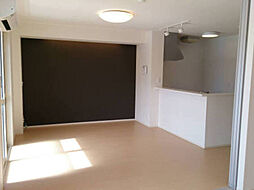 Ａｓｐｅｒｇｅ 百瀬(アスペルジュ モモセ) 203 2階2LDKの室内