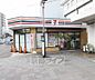 周辺：セブンイレブン　ハートイン JR山科駅前店まで109m