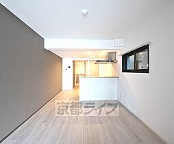 京都市営烏丸線 北大路駅 徒歩19分の賃貸マンション 2階1LDKのリビング/ダイニング