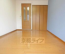 パープルクラウドI 201 2階1Kのリビング/ダイニング