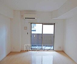 スワンズ京都大将軍 212 2階ワンルームのリビング/ダイニング