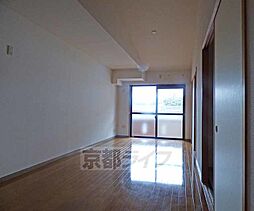 京都市営烏丸線 北山駅 徒歩3分の賃貸マンション 1階3LDKのリビング/ダイニング