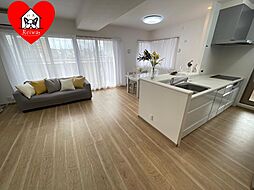 リビオ春日アルテヴィア 4LDKのリビング/ダイニング