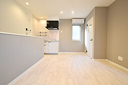 Prive上安 205号室 2階1LDKのリビング/ダイニング