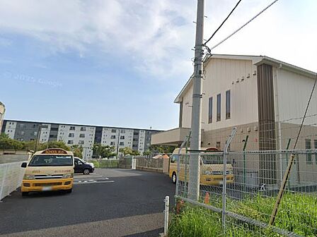幼稚園・保育園 1100m あいりす幼稚園