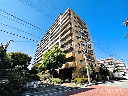 生活に便利な地に伸びやかな家族の生活風景を描く住まい