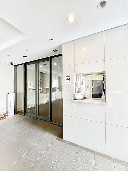 管理人も日勤で常駐しているので居住者の方も安心してお過ごし頂けますね。