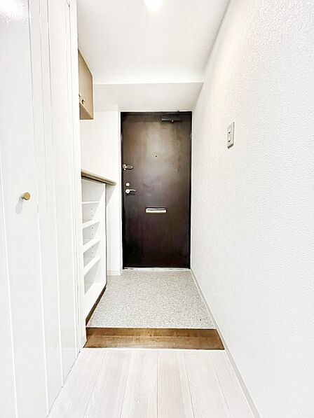 家族の帰宅やお客様をあたたかく迎える玄関