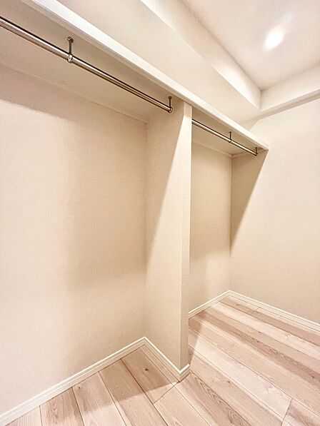 ウォークインクローゼットのある住まいでスッキリ快適な生活を