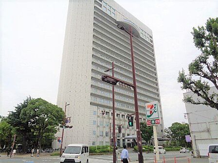 久留米市役所 800m