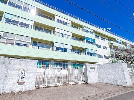川口市立在家中学校(700m)
