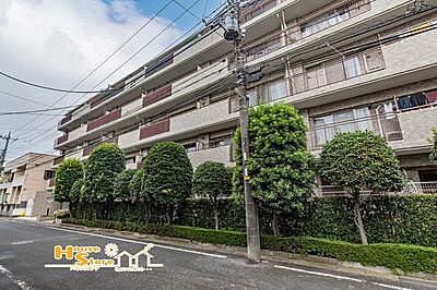 外観:内覧をご希望の方は、お気軽にお問い合わせください。また、社用車によるご自宅や最寄り駅からの無料送迎サービスもご利用いただけます。初めてのマイホーム探しも、しっかりとサポートいたします。 外観:内覧をご希望の方は、お気軽にお問い合わせください。また、社用車によるご自宅や最寄り駅からの無料送迎サービスもご利用いただけます。初めてのマイホーム探しも、しっかりとサポートいたします。