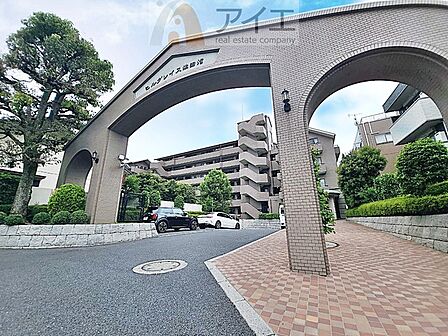 充実のセキュリティで大切なご家族を守ります