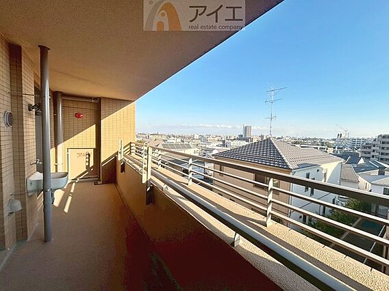 空を近くに感じ...