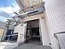 エントランス：共用部の清掃・修理は管理員が実施