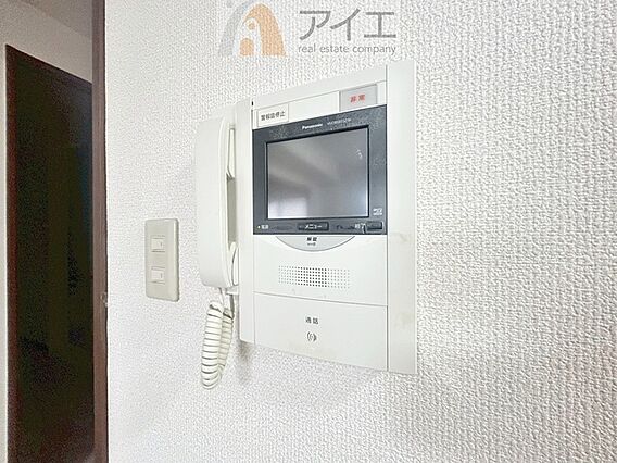 共働きや留守の...