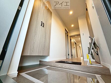 【施工例】玄関がいつも片づく大容量シューズボックス