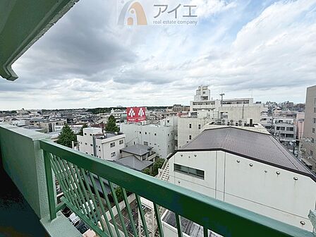 空を近くに感じられる眺望を楽しめます