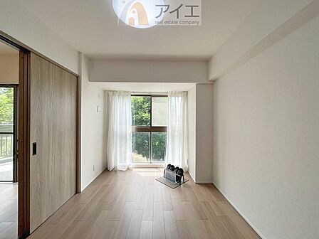 【施工例】リビングとなじみやすい仕様でインテリア性が高い