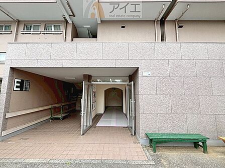 共用部の清掃・修理は管理員が実施