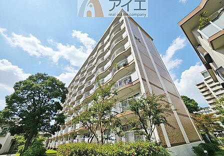 友人を呼びたくなるリノベーション済みのきれいな住まいです
