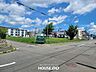 外観：前面道路含む現地写真