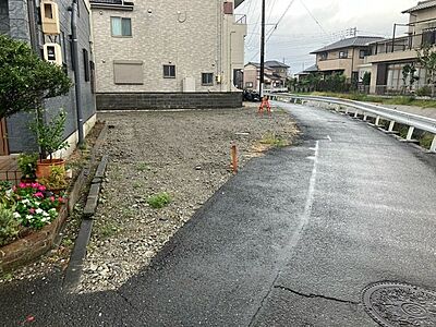 外観：現在建築中の外観画像です。ご内覧は同じメーカーの完成物件へご案内いたしますので、いつでもご相談ください！