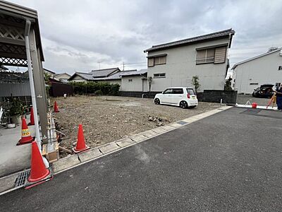 外観：現在建築中の外観画像です。ご内覧は同じメーカーの完成物件へご案内いたしますので、いつでもご相談ください！