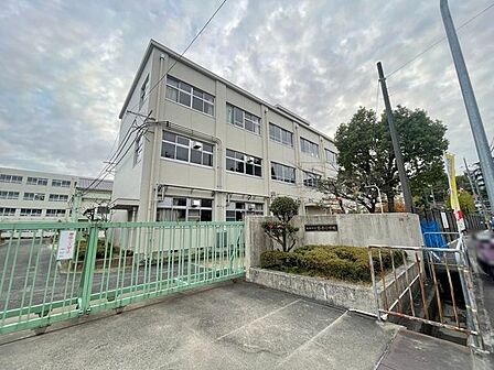 磐手小学校 780m