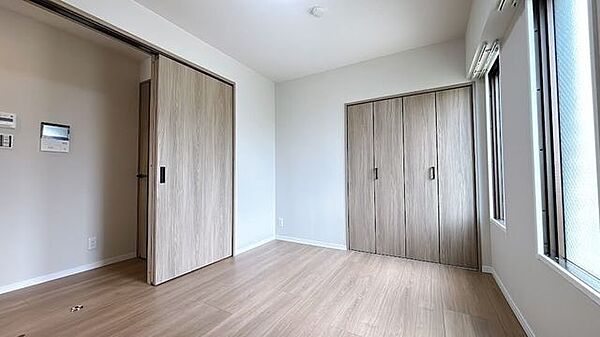 洋室を拡大表示