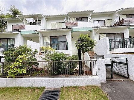静かな住宅地でのんびりと生活できます◎