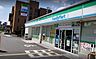 周辺：ファミリーマート生駒辻町店 100m
