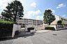 室内：池田市立呉服小学校へ徒歩6分（約450m）