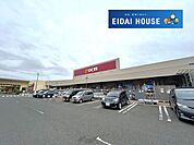 DCM新田東店 徒歩4分。 320m
