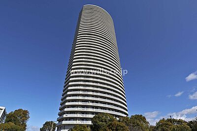 外観：ザ・シーン城北アストロタワーの外観（南側から）