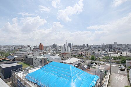 バルコニーからの眺め（北東方向）［2026年5月11日撮影］