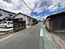 外観：前面道路含む現地写真