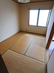 多摩都市モノレール 桜街道駅 徒歩17分の賃貸アパート 2階2DKのリビング/ダイニング