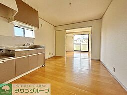 JR青梅線 小作駅 バス12分 八雲神社下車 徒歩1分の賃貸アパート 2階3DKのリビング/ダイニング