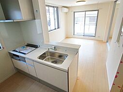 西武拝島線 玉川上水駅 徒歩5分の賃貸マンション 2階1LDKのリビング/ダイニング