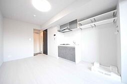 JR南武線 西国立駅 徒歩3分の賃貸マンション 1階ワンルームのリビング/ダイニング