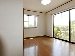 JR中央線 国分寺駅 バス8分 文化女子大学下車 徒歩4分の賃貸アパート 1階2DKのリビング/ダイニング