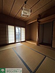 箱根ヶ崎貸家 1階4Kのリビング/ダイニング