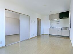 西武拝島線 西武立川駅 徒歩12分の賃貸アパート 2階2LDKのリビング/ダイニング