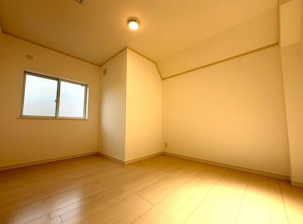 洋室を拡大表示