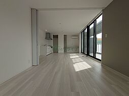 JR総武線 信濃町駅 徒歩7分の賃貸マンション 8階1LDKのリビング/ダイニング