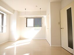 都営三田線 春日駅 徒歩3分の賃貸マンション 10階1Kのリビング/ダイニング