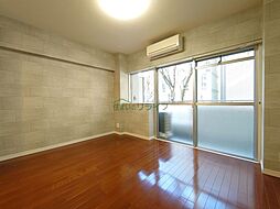 都営大江戸線 本郷三丁目駅 徒歩4分の賃貸マンション 2階1DKのリビング/ダイニング